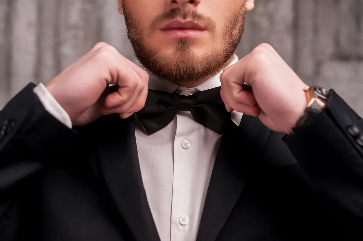2. The Gentlemen (Masculine Candle Scents)